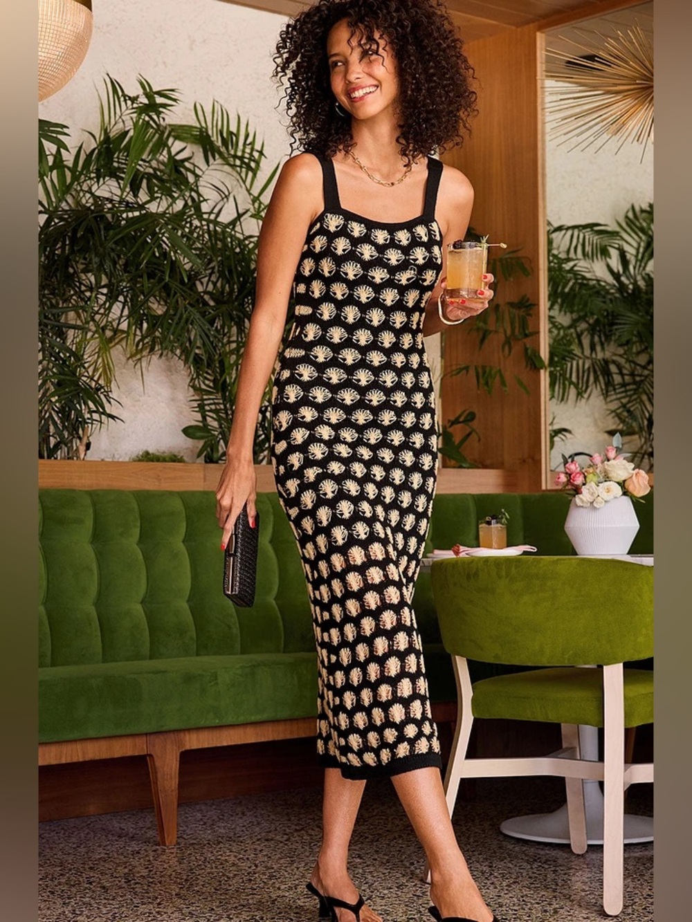 Evereve Black and Cream Midi Dress